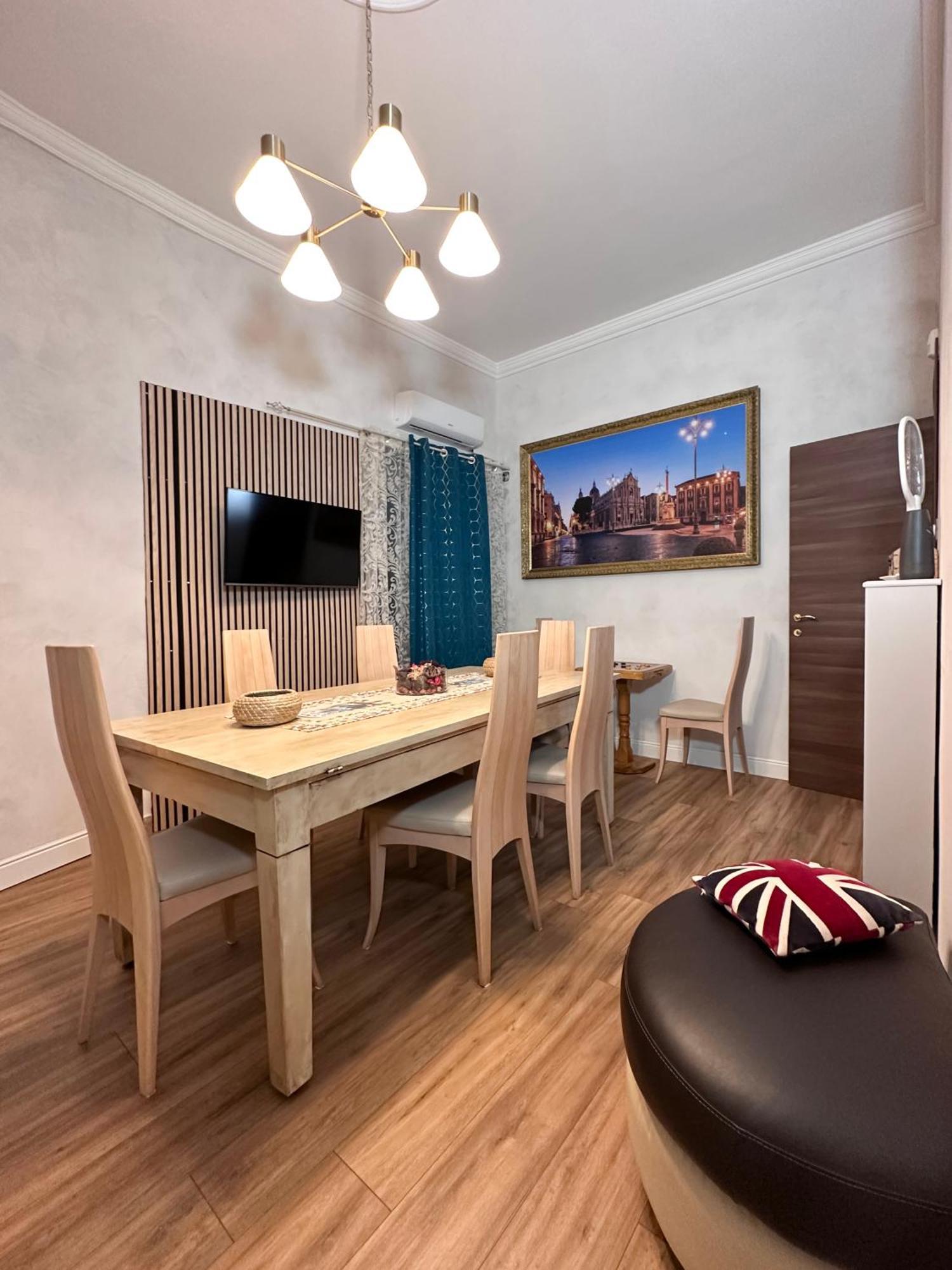 Al Borgo Apartment คาตาเนีย ภายนอก รูปภาพ
